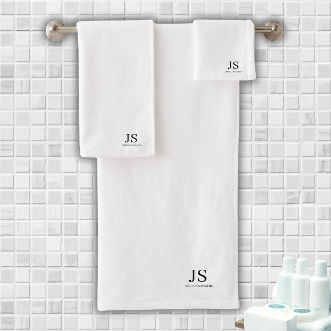 Elegante Monograma Blanco Personalizado (Elegant Monogram Personalized White Bath Towel Set)