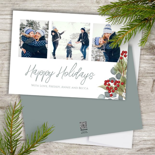 Elegante navidad de invierno Holly Berries 3 Foto (Happy Holidays photo card with blue eucalyptus and winter greenery. )