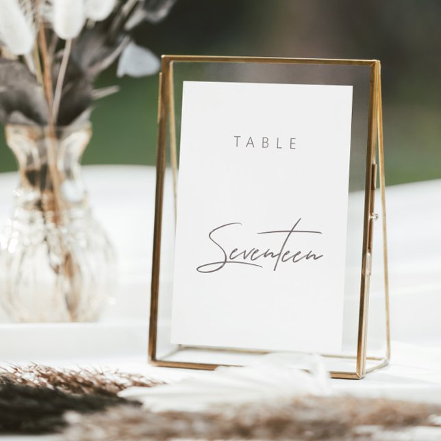 Elegante número de tabla de caligrafía de presupue (Elegant Budget Calligraphy Wedding Table Number)