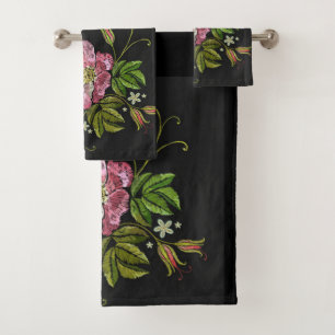 Elegante patrón de bordado floral fondo negro