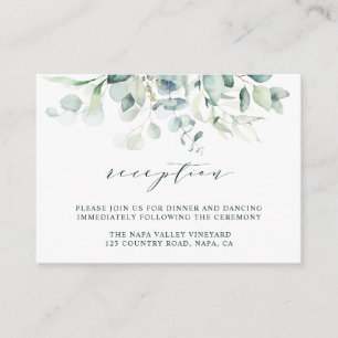 Elegante recepción de bodas de follaje verde