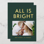 elegante Relieve metalizado 1 foto tarjeta de vaca<br><div class="desc">Relieve metalizado y verde 1 collage de fotos moderno divertido diseño de tarjetas de navidades familiares.</div>