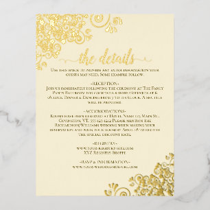 Elegante Relieve metalizado dorado en tarjeta de d
