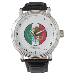 Elegante reloj de México y bandera mexicana