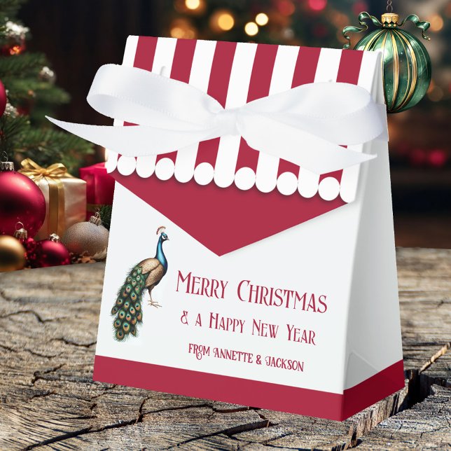 Elegante retro Navidades de pavo real caja de rega (Christmas gift box featuring an elegant peacock with retro burgundy awning - home made cookies)