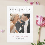 Elegante Rosa Foto de oro Gracias Tarjeta Boda<br><div class="desc">Este sencillo boda de fotos personalizado de moda, gracias a la plantilla de tarjeta, presenta un diseño elegante, minimalista y moderno. La forma predeterminada son las esquinas nítidas estándar, pero las esquinas redondeadas también funcionan maravillosamente con este diseño, por lo que intenta ver ambos aspectos y ver cuál te agarra....</div>
