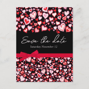 Elegante salva los corazones de dátiles y tarjeta