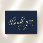 Elegante tarjeta 90th Birthday Blue Relieve metali<br><div class="desc">Muestra tu gratitud a tus invitados de la fiesta de cumpleaños número 90 con estilo con esta elegante tarjeta de agradecimiento azul oscuro. La parte delantera incluye "Gracias" en un guión de caligrafía de moda, representado en su elección de Relieve metalizado oro, plata o oro rosa genuino. En la parte...</div>