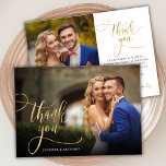 Elegante Tarjeta de agradecimiento a Boda de imáge<br><div class="desc">Elegante Moda Moderna Boho Gold Calligraphy Script Boda 2 Foto Tarjeta De agradecimiento. Elegante plantilla de boda de agradecimiento con una foto vertical completa en la parte delantera con el texto "Gracias" en un caprichoso guion tipográfico con letras rápidas a mano sobre la imagen y una foto al revés (1)...</div>