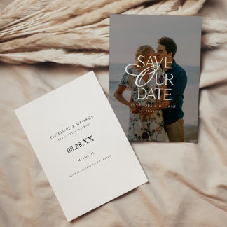 Elegante Tarjeta de Boda con Letra Minimalista