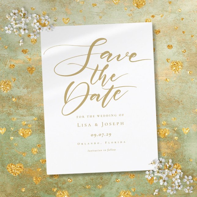 Elegante Tarjeta de Boda de Ahorro de Fecha en Oro (Elegant Gold Script Wedding Save the Date Announcement Postcard)