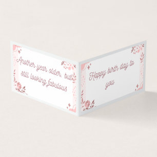 Elegante tarjeta de cumpleaños feliz con flores -