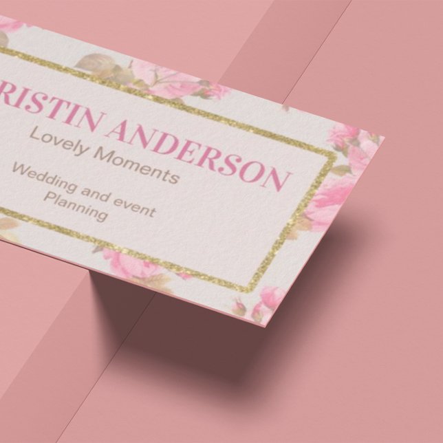 Elegante tarjeta de negocios con flores rosas (Subido por el creador)