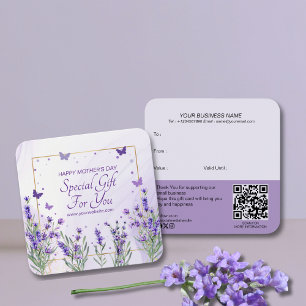 Elegante tarjeta de regalo de flor de oro púrpura