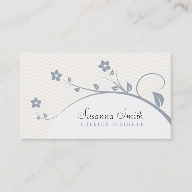 Elegante tarjeta de visita con flores y chevrón (Anverso)