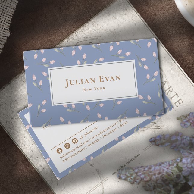 Elegante tarjeta de visita Dusty Blue Floral (Subido por el creador)