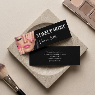 Elegante Tarjeta Negra Blanca de Maquillaje con Le