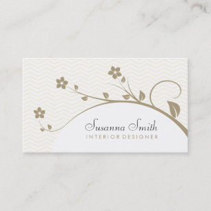 Elegante tarjeta profesional con flores y chevrón