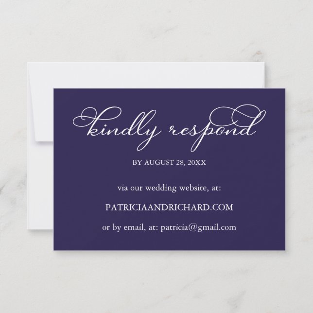 Elegante tarjeta RSVP de boda azul blanca en línea (Anverso)