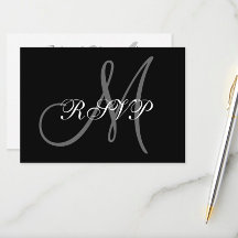 Elegante tarjeta RSVP de boda con monograma