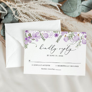 Elegante Tarjeta RSVP de Boda Floral de Lavanda