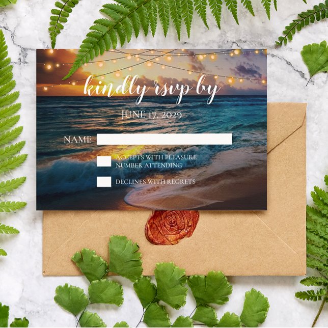 Elegante tarjeta RSVP de Boda Tropical en Playa de (Subido por el creador)