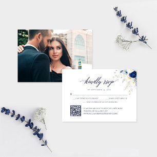 Elegante tarjeta RSVP de código QR Boda floral azu