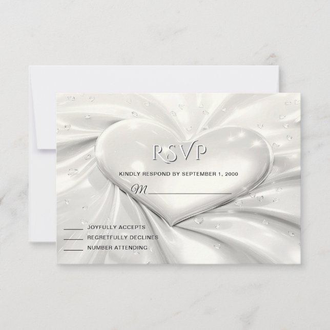Elegante tarjeta RSVP de Corazón de Crema Blanca (Anverso)