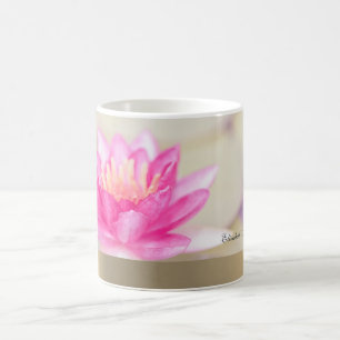Elegante Taza de Café de Loto de Oro, Yoga