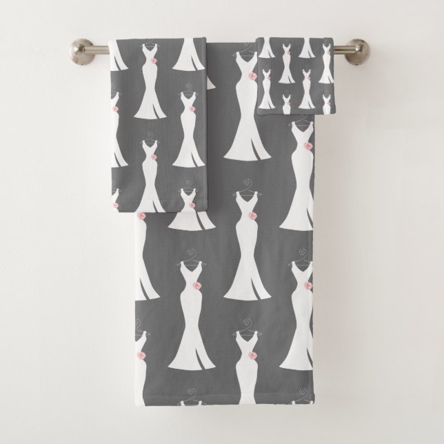 Elegante vestido blanco sobre gris - Patrón elegan (In situ)