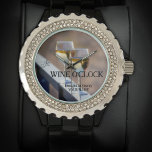 Elegante Vino Blanco O Reloj<br><div class="desc">Reloj con dos copas de vino blanco. ¡Qué gusto para los amantes del vino!</div>