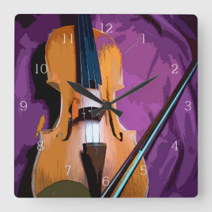 Elegante violín en seda morada, reloj cuadrado