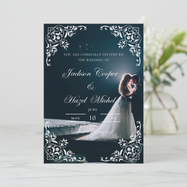 Elegante y romántica invitación a la boda (Anverso de pie)