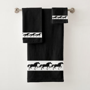 Elegantes siluetas de caballos negros con estilo s