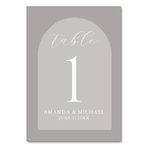 Elegantes tarjetas de mesa Boda con arcos de hués 