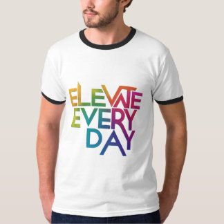 Elevar el diseño diario de camisetas