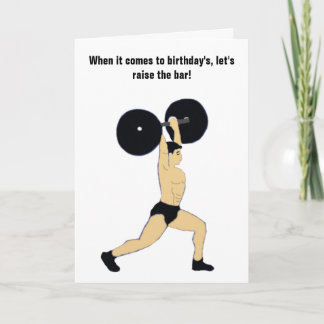 Elevar la tarjeta de cumpleaños del bar