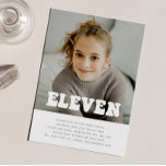 Eleven - Invitación al cumpleaños de Groovy Photo<br><div class="desc">Una invitación para el 11º cumpleaños que incluye tu propia foto y la palabra ‘diez' con un tipo de letra groovy encima. ¡Ideal para tu fiesta de cumpleaños con temática retro!</div>