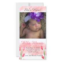 Ella está aquí el anuncio de nacimiento de las flo