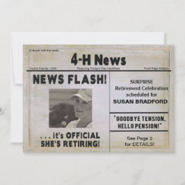 ELLA ESTÁ RETIRANDO LA INVITACIÓN (PERIÓDICO) DE 4