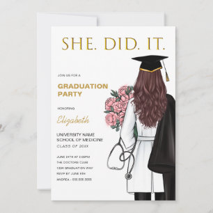 Ella Hizo La Invitación De Graduación De La Escuel