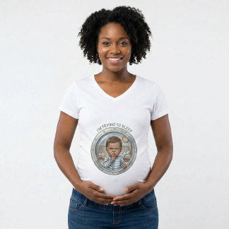 embarazada - bebé tratando de dormir camiseta