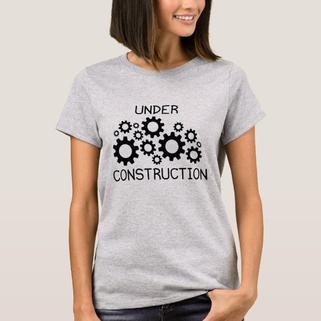 En construcción, camiseta de maternidad (Anverso)