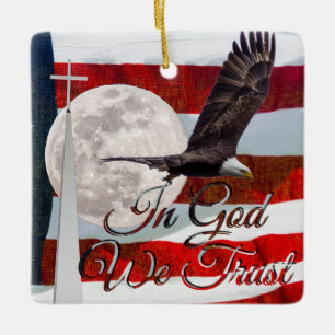 En Dios confiamos en el ornamento