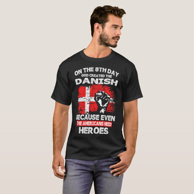 En el 8vo día dios creó la camiseta danesa (Anverso completo)