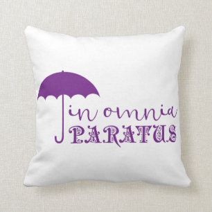 En el Cojín decorativo de Omnia Paratus