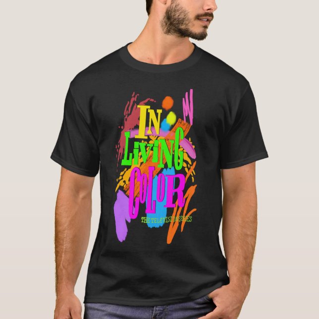 En la camiseta clásica de color vivo (Anverso)