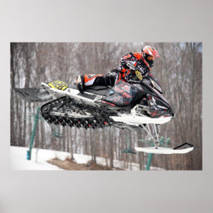 En la impresión del Snowmobile del ataque