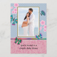 En la invitación de Baby Shower de la foto del