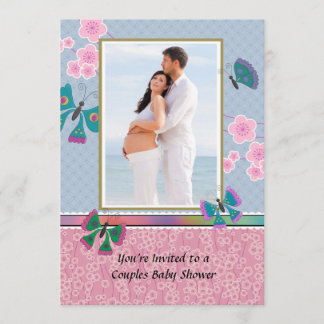 En la invitación de Baby Shower de la foto del
